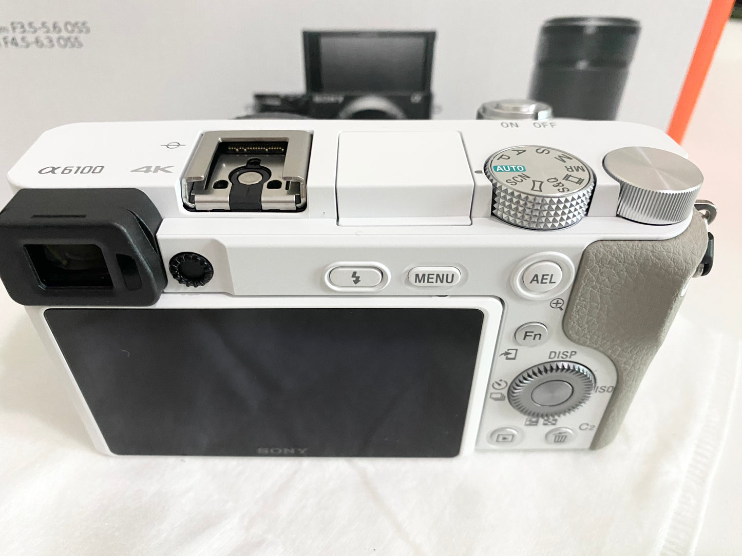 Sony a6100 Mirrorless Camera Body (White)(Pre-Owned/二手)(Like New/幾乎全新)