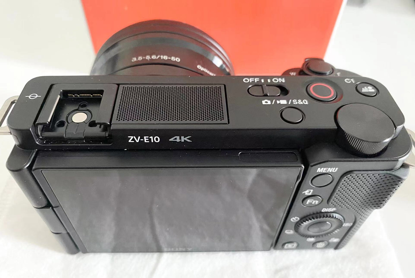 Sony ZV-E10 Mirrorless Camera with 16-50mm Lens (Black)(Pre-Owned/二手)(Like New/幾乎全新)