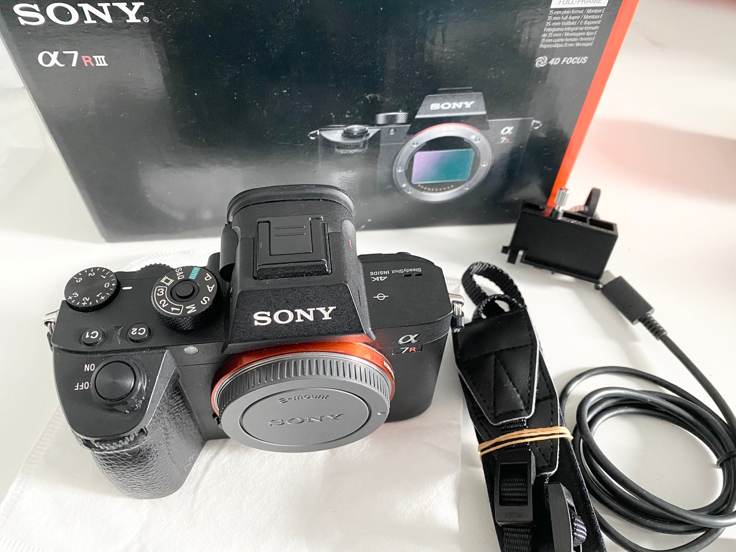 Sony Alpha a7R III Mirrorless Digital Camera (Body Only)(Pre-Owned/二手)(Good/良好)