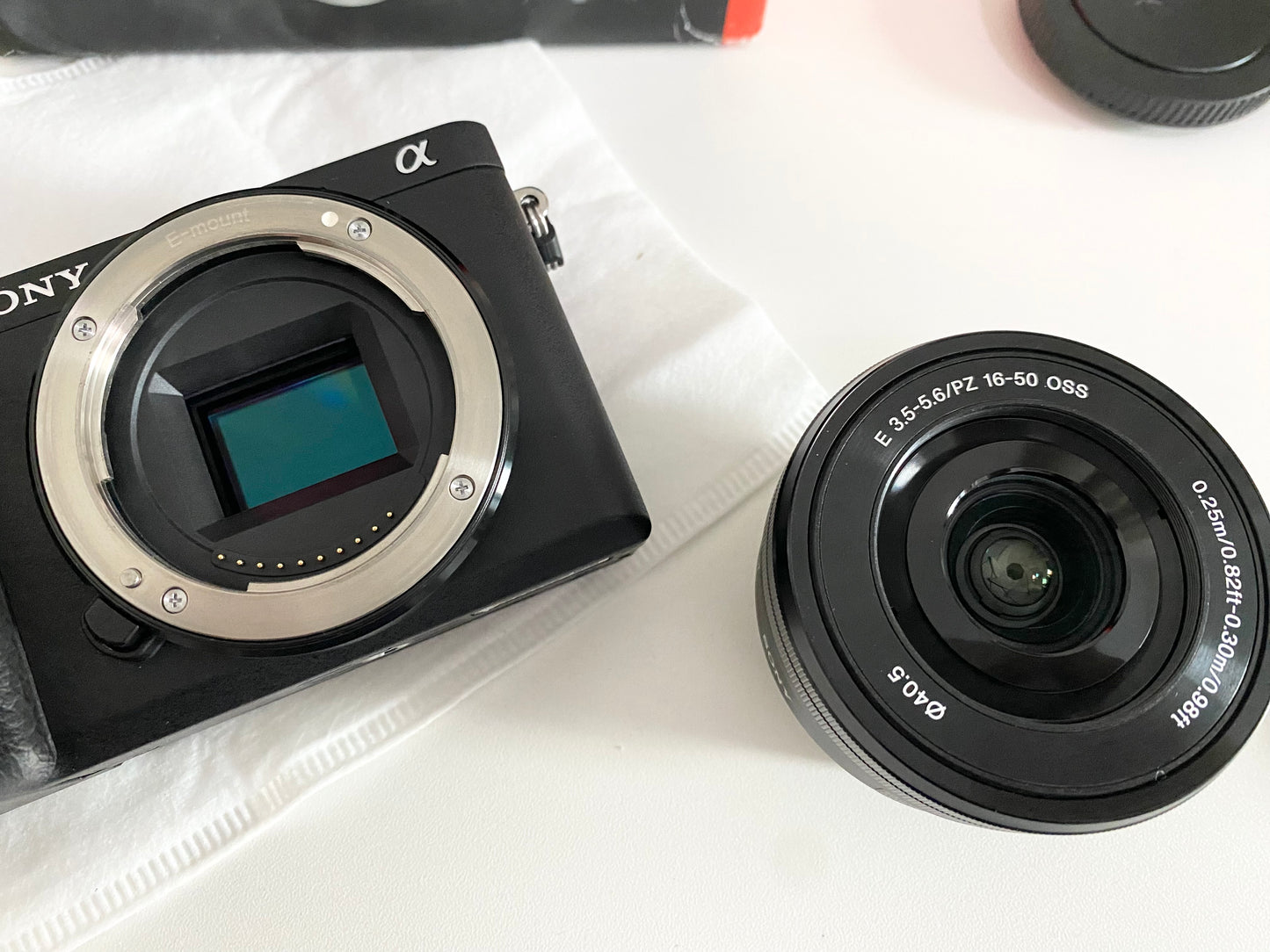 Sony Alpha a6400 Mirrorless Camera with 16-50mm Lens(Pre-Owned/二手)(Like New/幾乎全新)