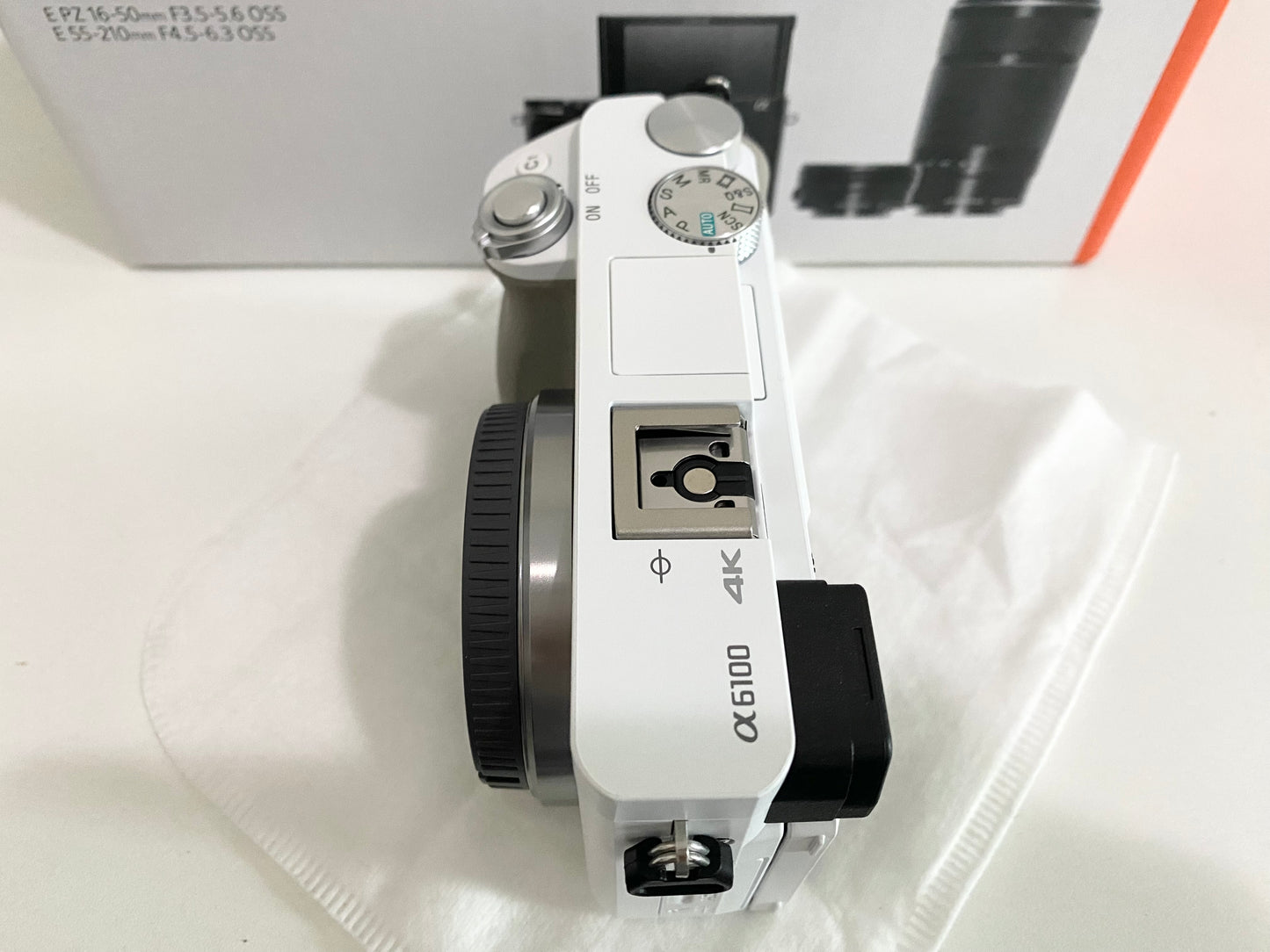 Sony a6100 Mirrorless Camera Body (White)(Pre-Owned/二手)(Like New/幾乎全新)