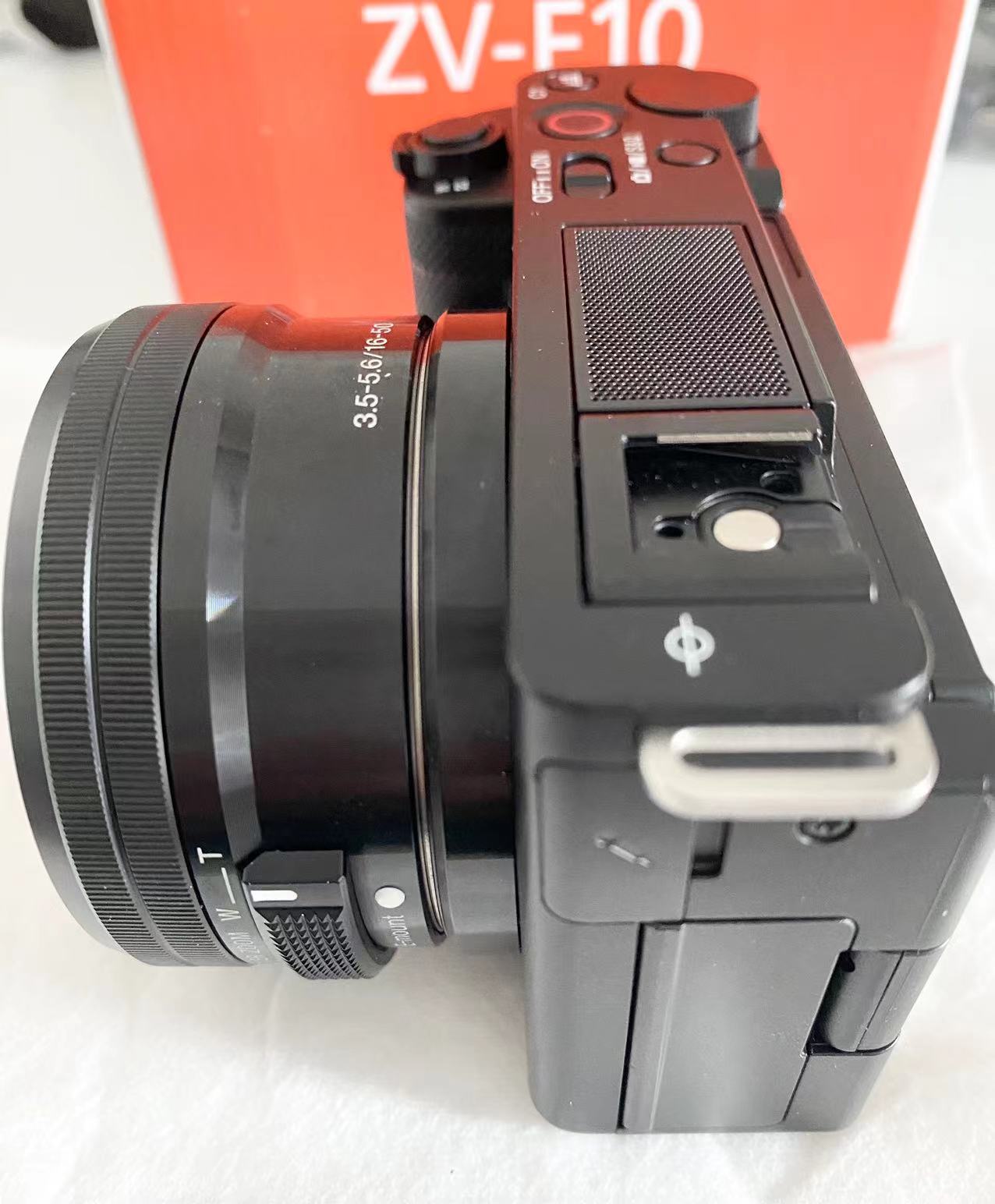 Sony ZV-E10 Mirrorless Camera with 16-50mm Lens (Black)(Pre-Owned/二手)(Like New/幾乎全新)